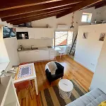 Apartmán Downtown 2 Bedroom Aircon & Amazing Castle View