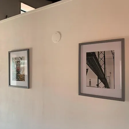 Downtown 2 Bedroom Aircon & Amazing Castle View Апартаменты