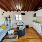 Downtown 2 Bedroom Aircon & Amazing Castle View * Lisboa